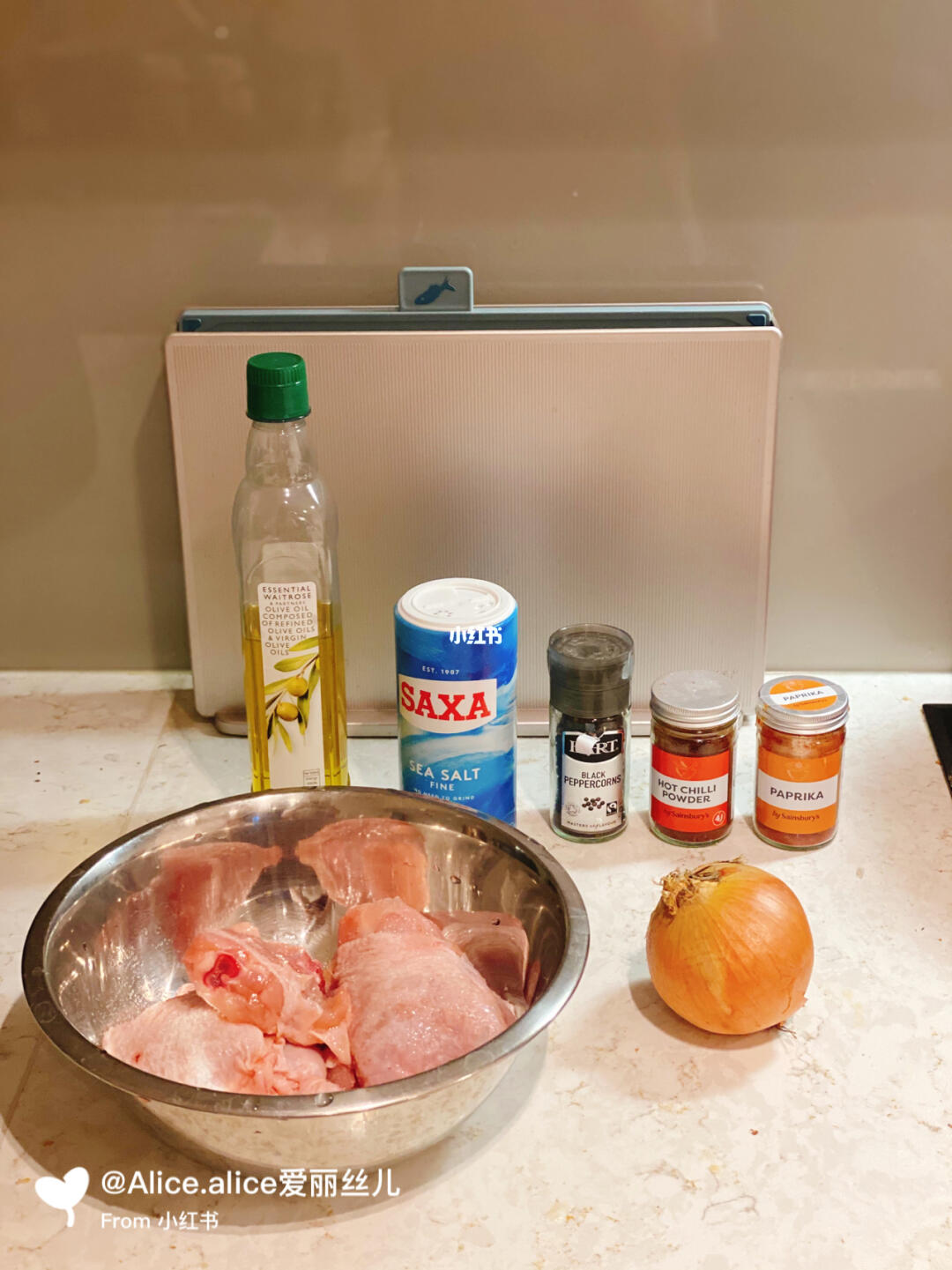 烟熏红椒粉烤鸡