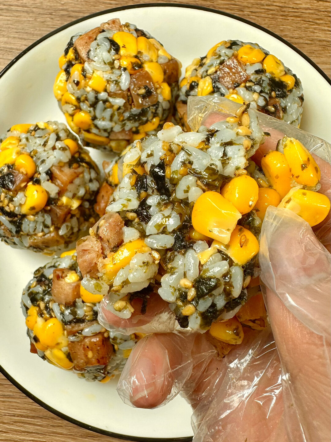 玉米午餐肉饭团