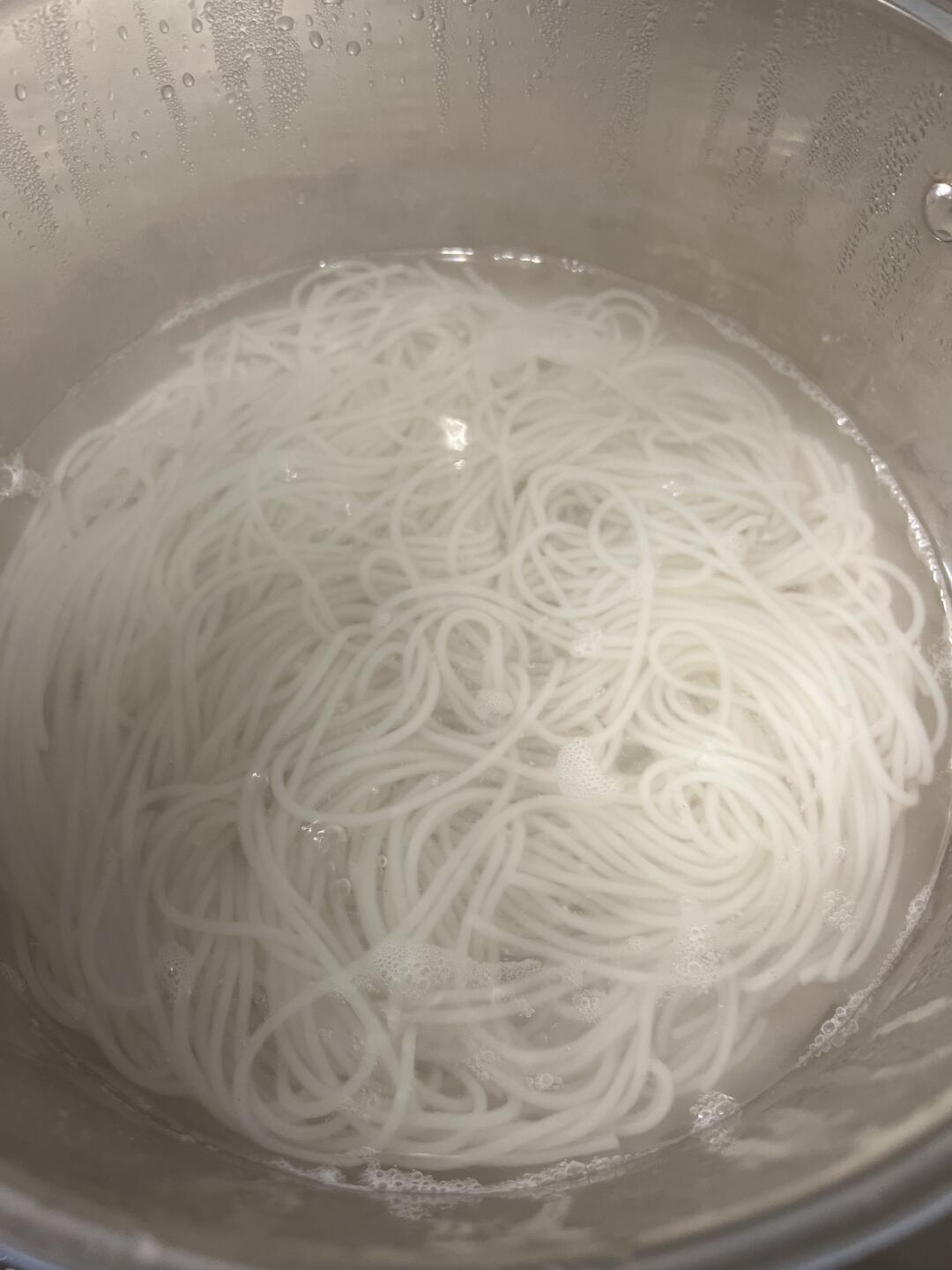 论国外如何煮出无限接近完美的螺蛳粉