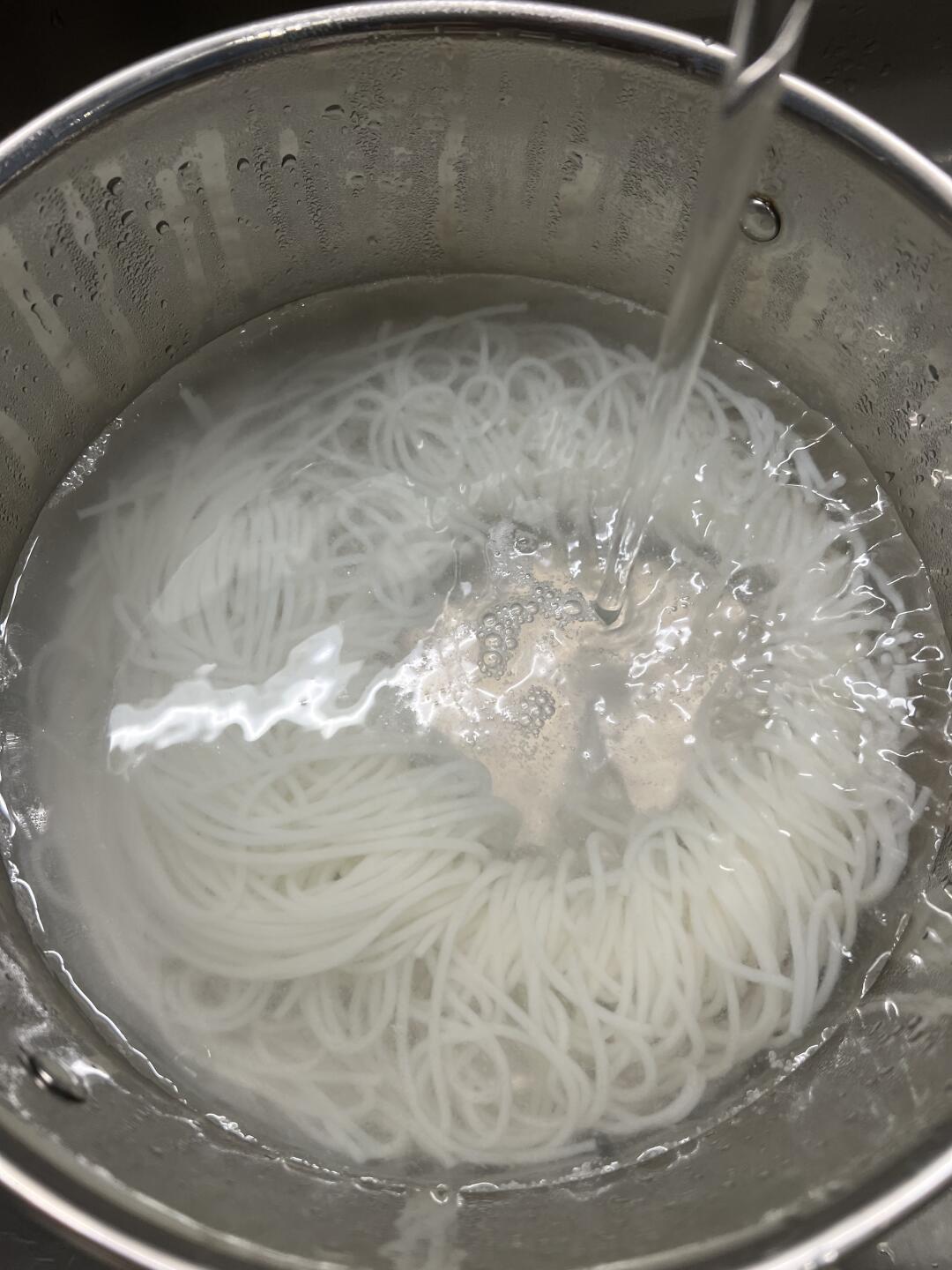 论国外如何煮出无限接近完美的螺蛳粉